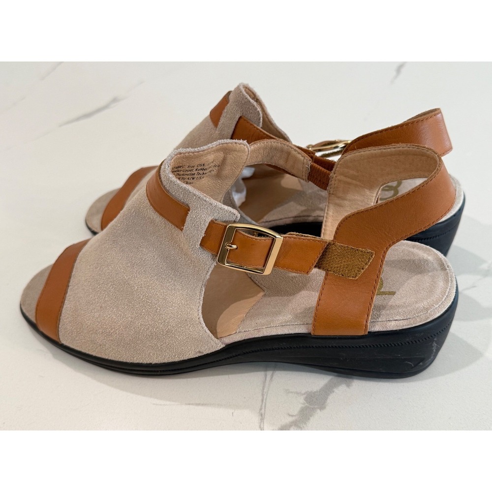 Gravity Defyer Women's Beige Leather Slingback Sandals Size 11M Versoshock Shoes